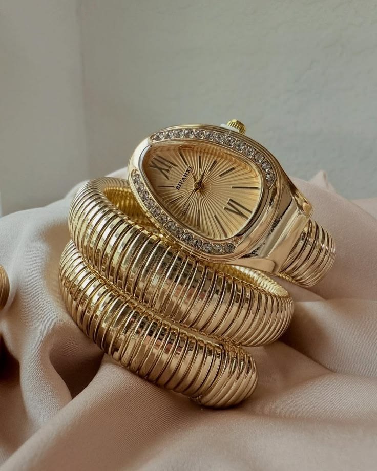 Triple‑Wrap Snake Watch | Diamond‑Set Bezel | Luxury Fashion Accessory